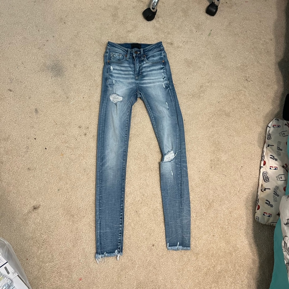 buckle jeans